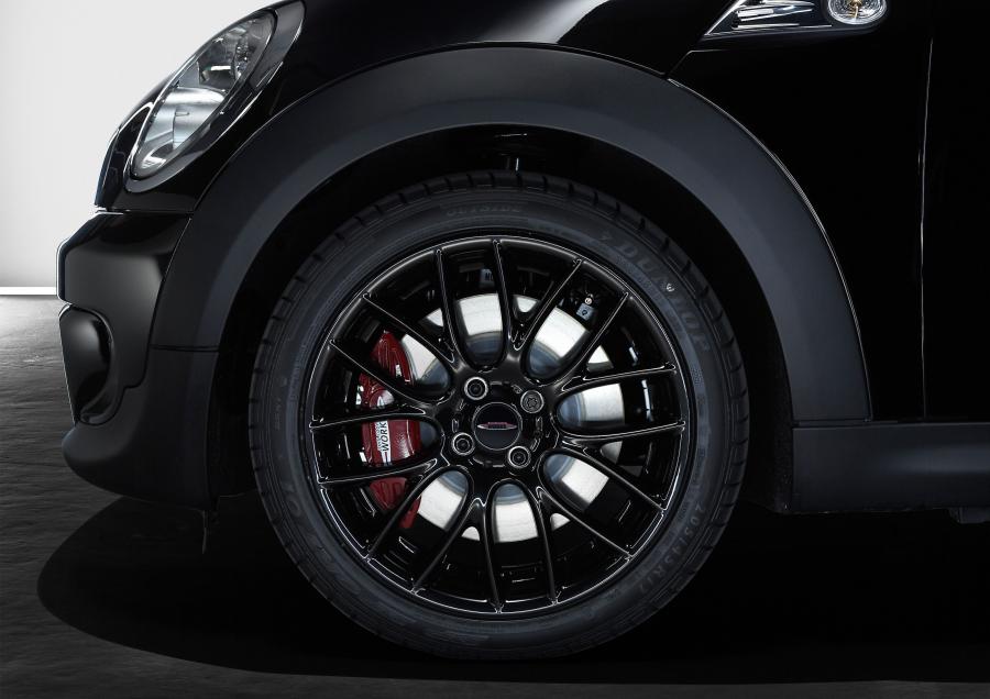  Mini Cooper JCW 2011 года  (фото 9 из 13)